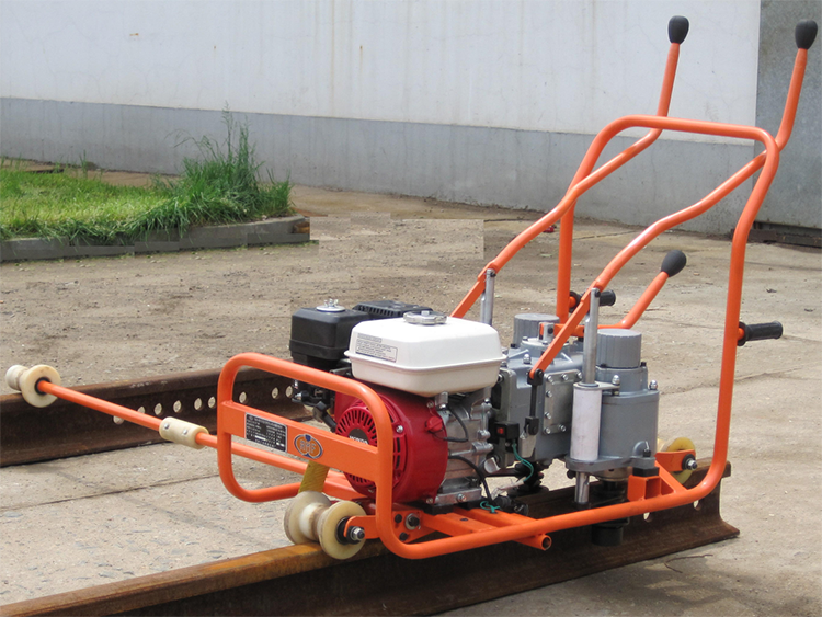 NLB-600型雙(shuang)頭内燃螺栓扳(ban)手