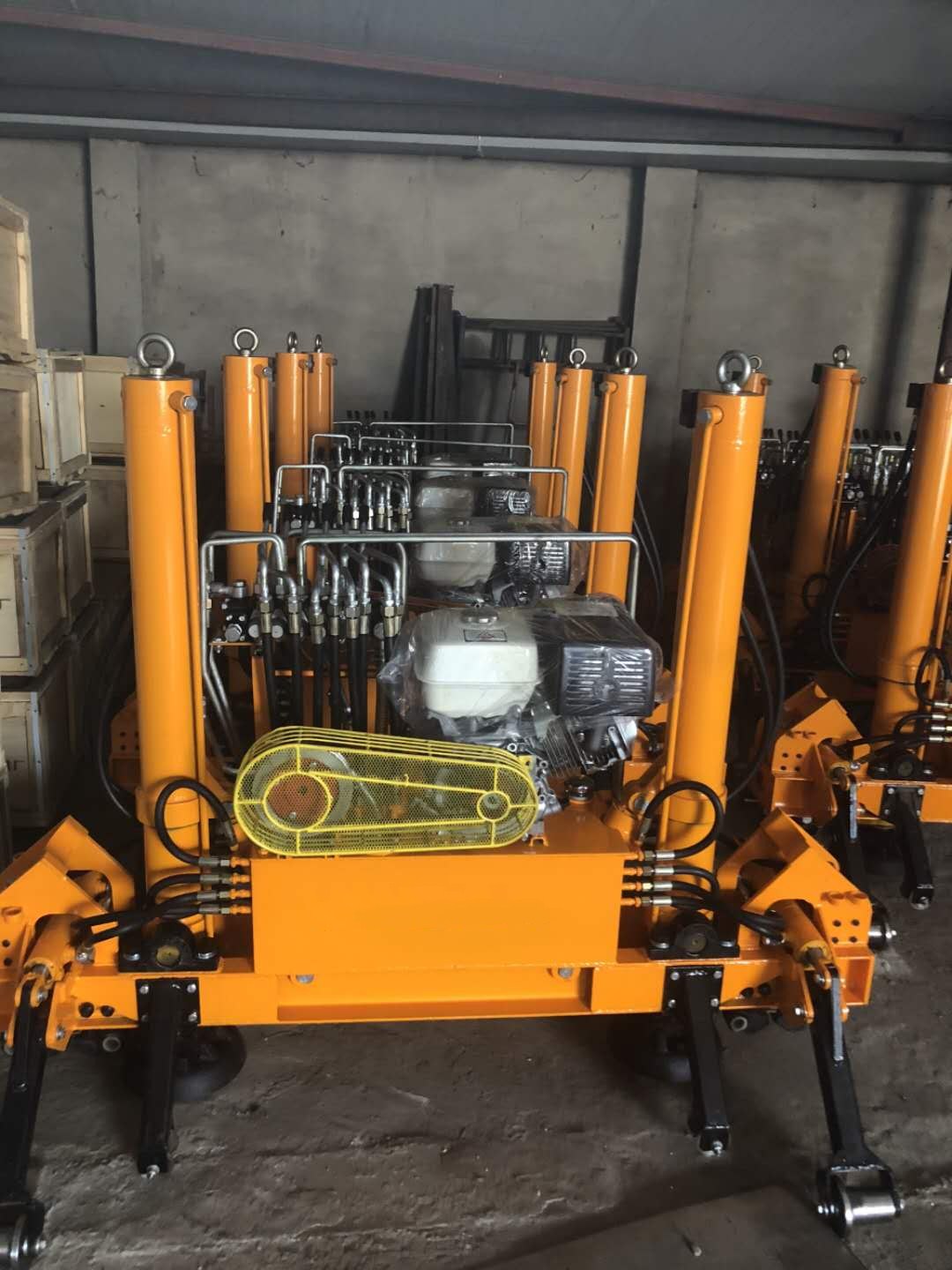 YQBJ-300x125型高行程液壓(ya)起撥道機