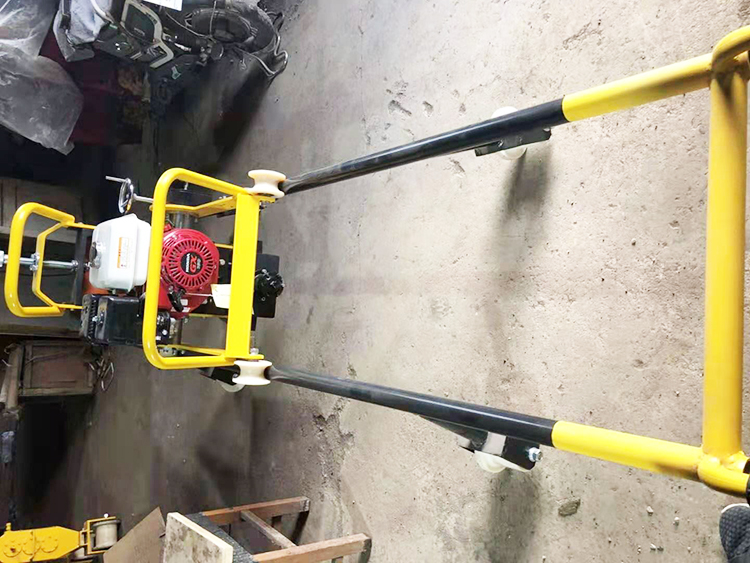 NCM-4.0型内燃道(dao)岔打磨機