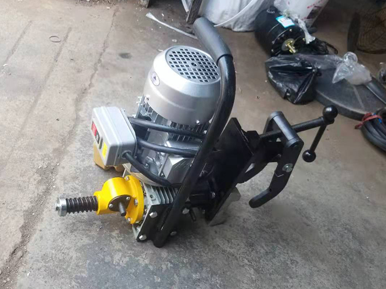 DZG-31型電動空(kong)心鋼軌鑽(zuàn)孔機