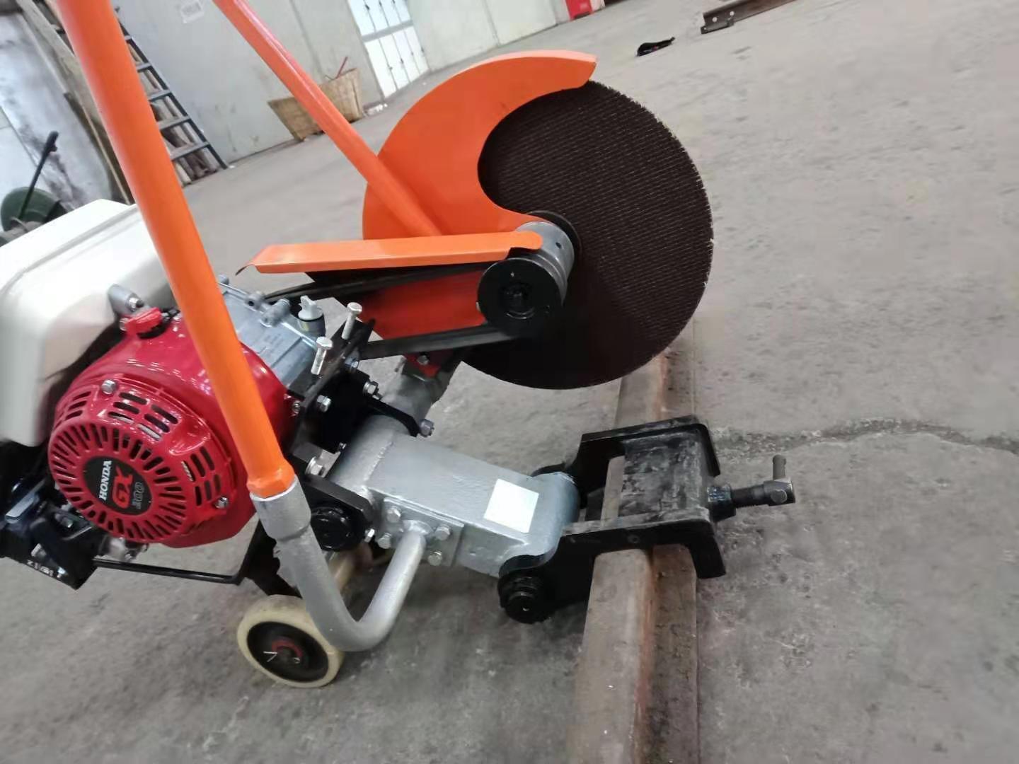 NQG-6.5II型内(nei)燃鋼軌鋸軌(guǐ)機 